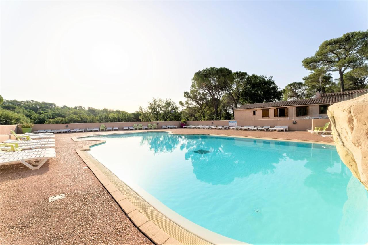Hotel Camping Lou Cantaire Fayence Exterior foto
